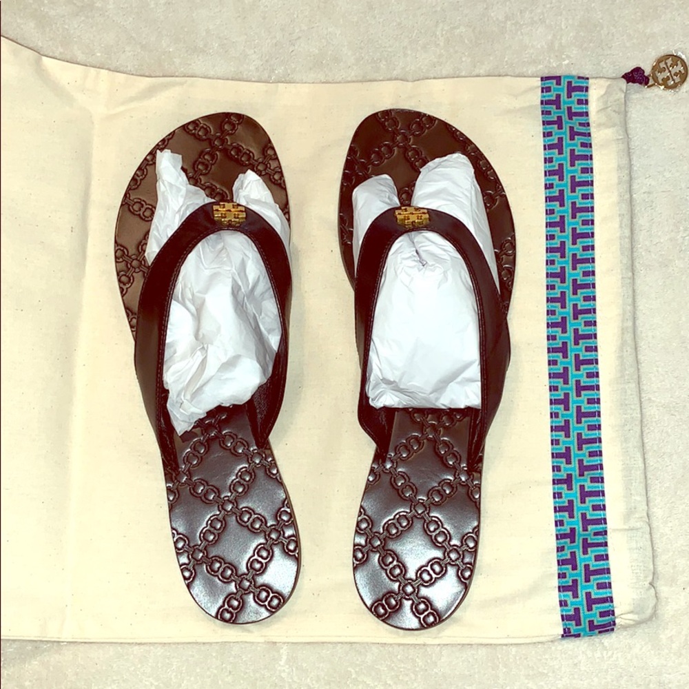 Women’s Tory Burch thong sandals